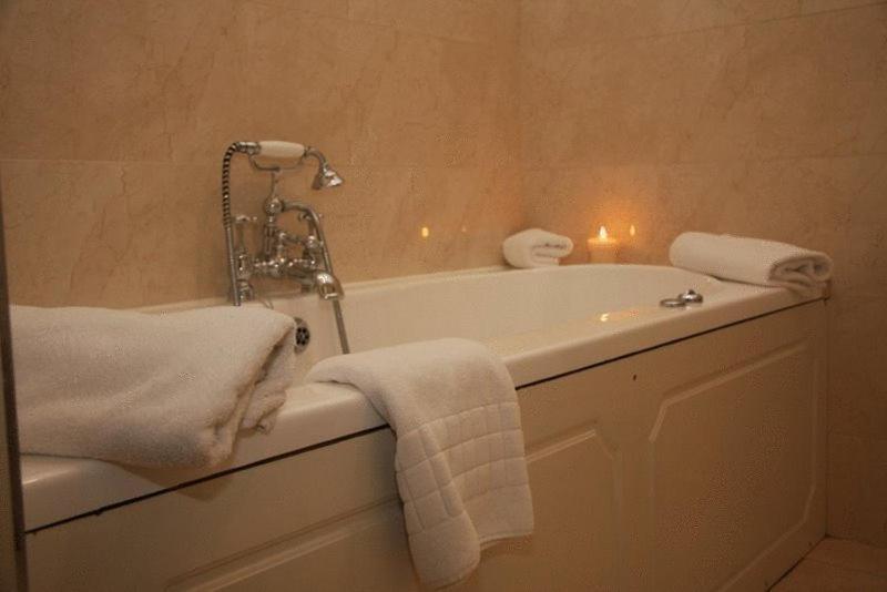 Lake Lodge Guesthouse Killarney Extérieur photo